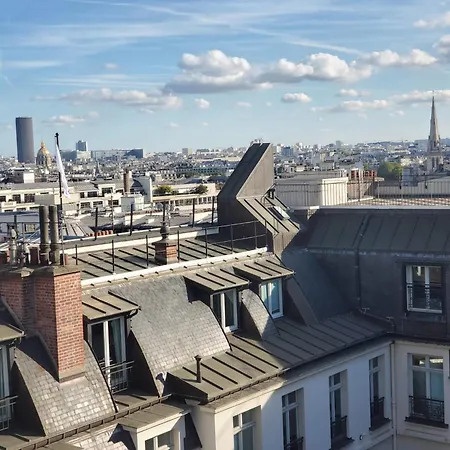 Апартаменты Terrasse Champs Elysees - Panoramic Views Minutes From Champs Elysees